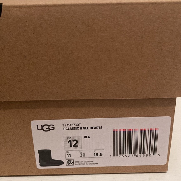 UGG toddler 12 classic ll gel hearts black boots. NWT, in box. Bundle and save - Picture 2 of 7